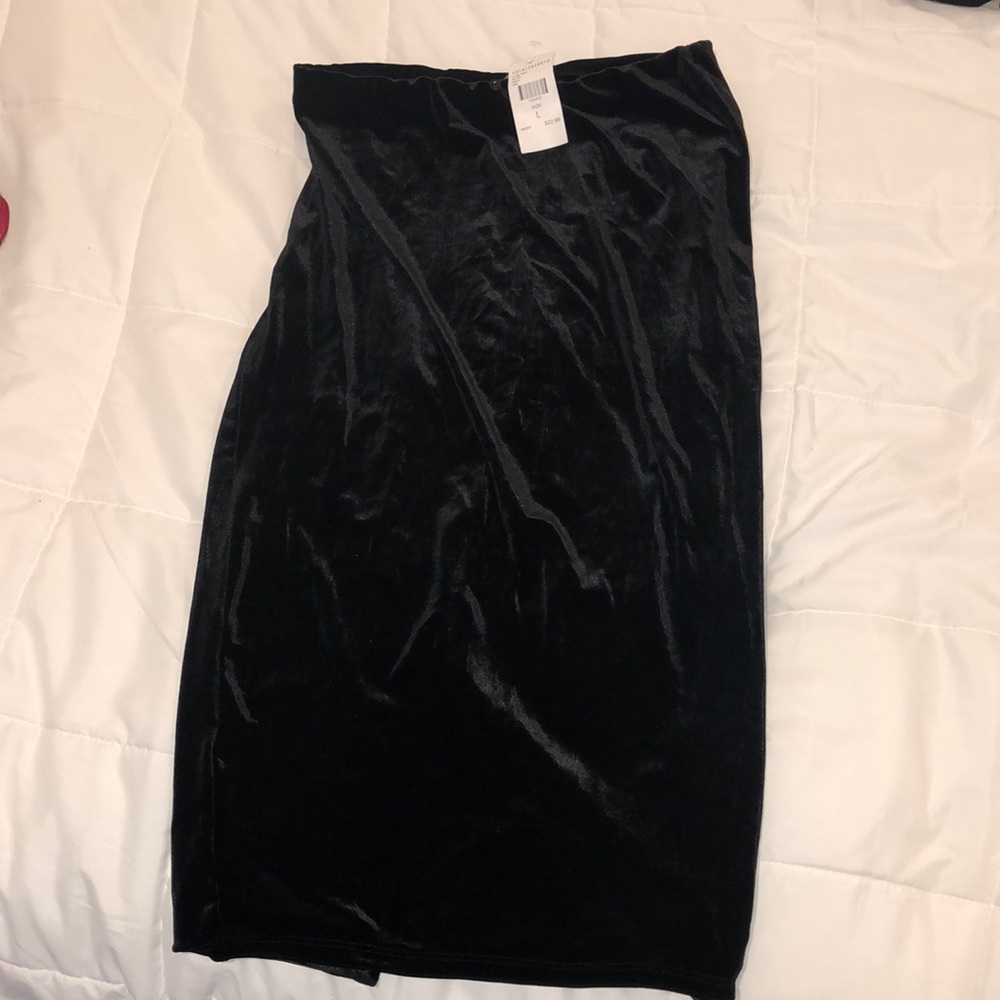 Fashionnova Velour skirt